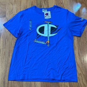 Champion Men’s T-shirt NWT Size Large Blue short sleeve 100% Cotton